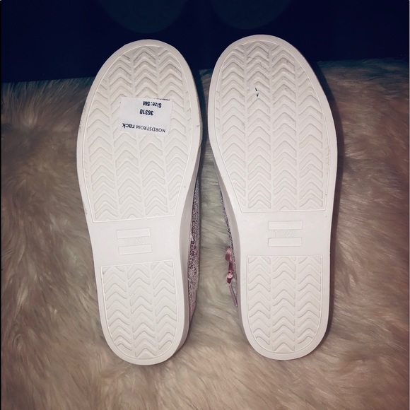 🎉HP🎉Toms Foil & Corduroy Sneakers FIRM PRICE - Picture 10 of 11